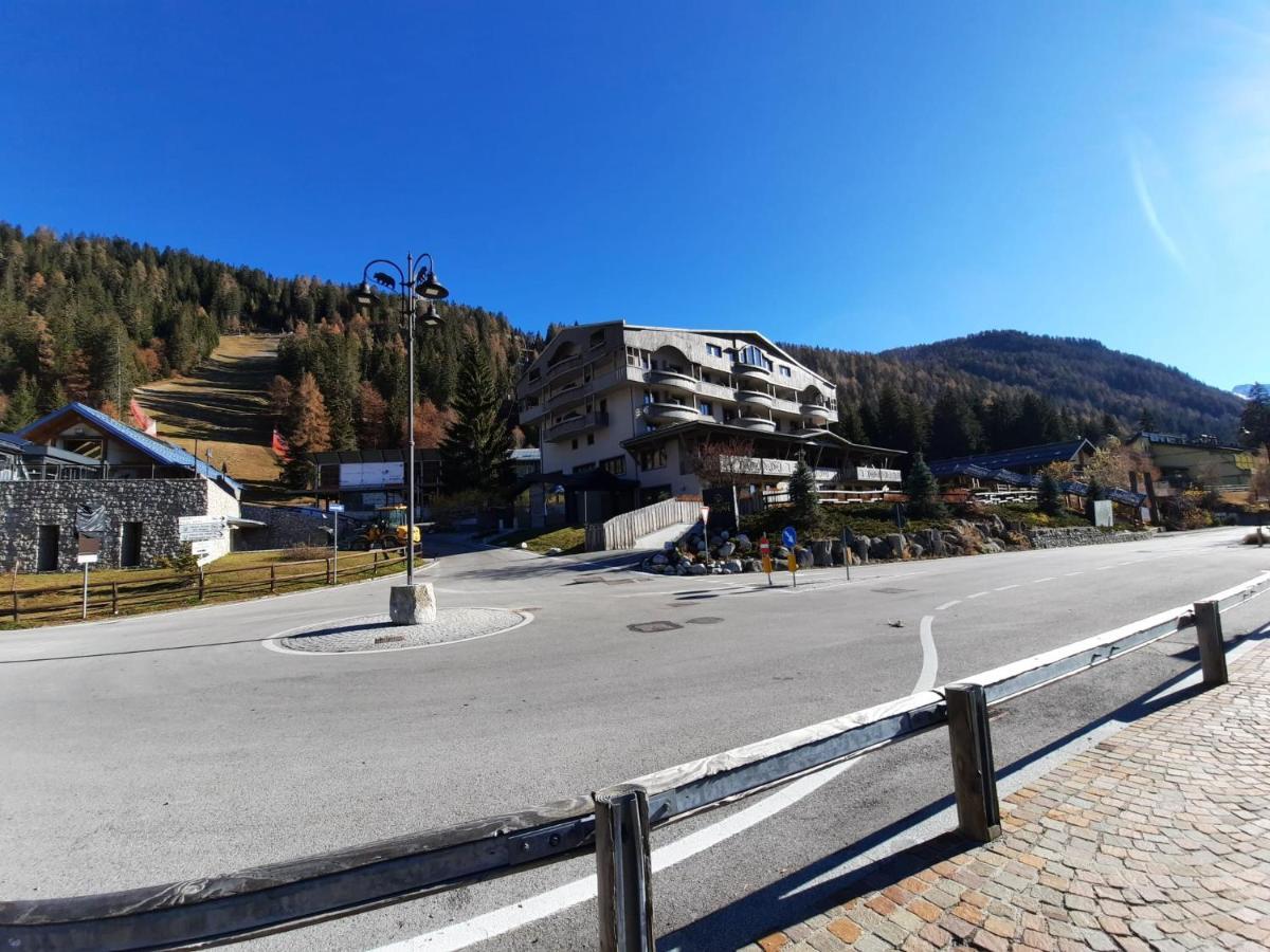Appartamento SPINALE 1 in centro a Campiglio Madonna Esterno foto