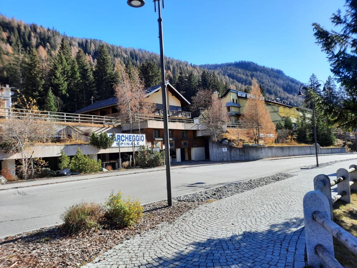 Appartamento SPINALE 1 in centro a Campiglio Madonna Esterno foto